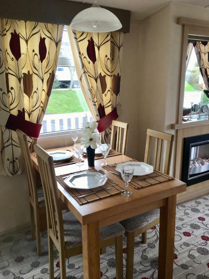 Swanage Caravan Hotel Екстериор снимка