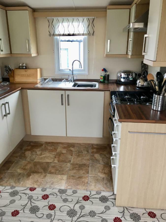Swanage Caravan Hotel Екстериор снимка